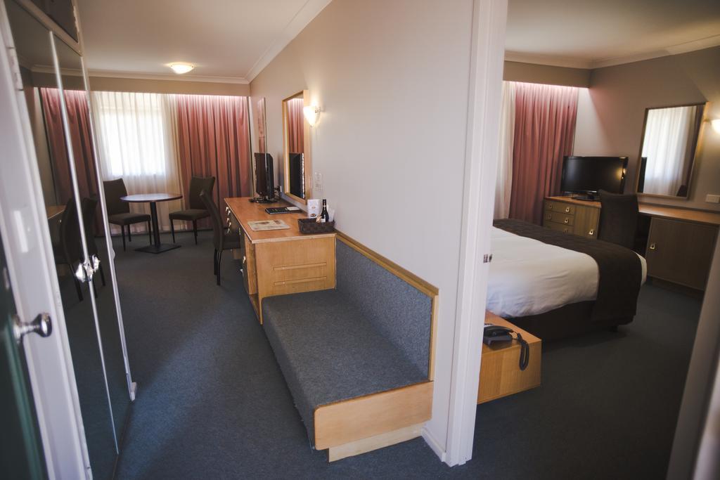 Hospitality Kalgoorlie, Surestay Collection By Best Western Extérieur photo